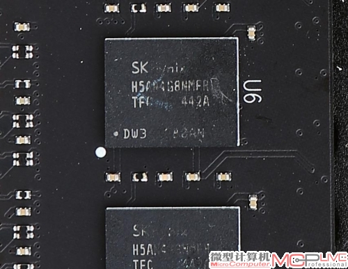 采用SK海力士DDR4颗粒